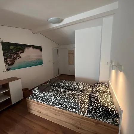 The Rainbow 5 * 소피아